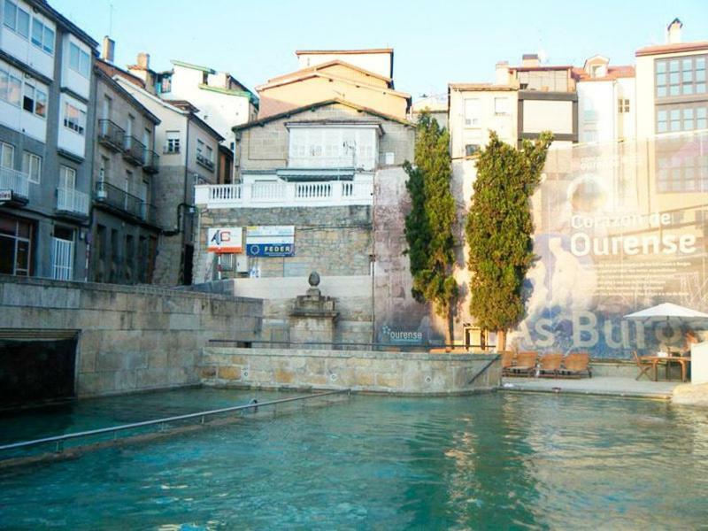 Plaza Mayor Apartment Ουρένσε Εξωτερικό φωτογραφία